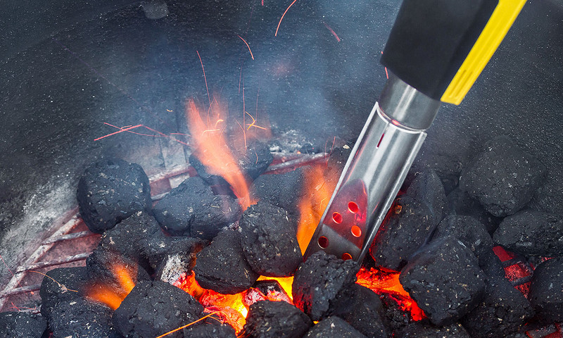 Gør grillkullet klar til grilning på meget kort tid