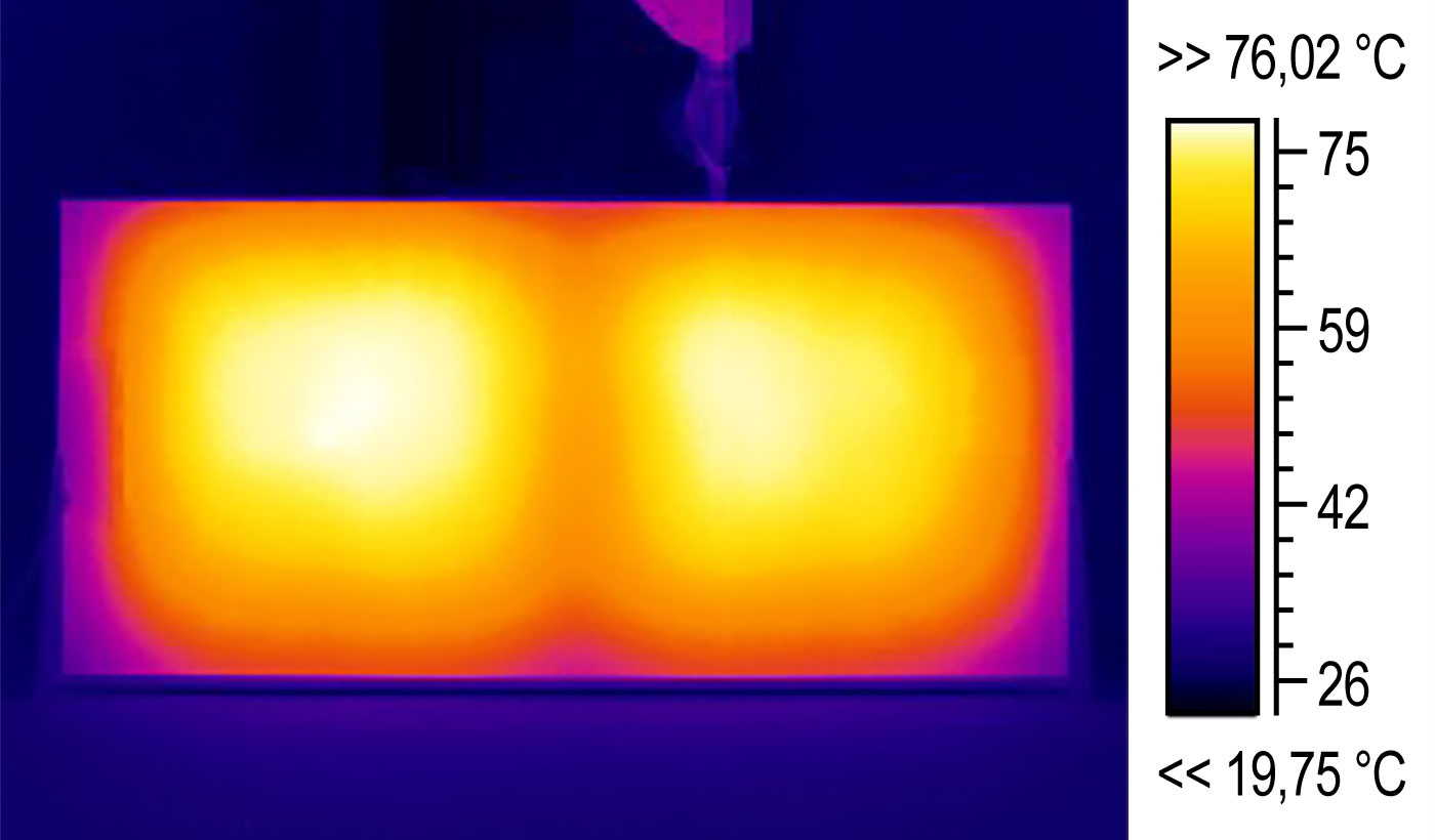 Varmebilledet af TIH 650+ viser en regelmæssig stråling fra det infrarøde varmepanel over hele fladen.